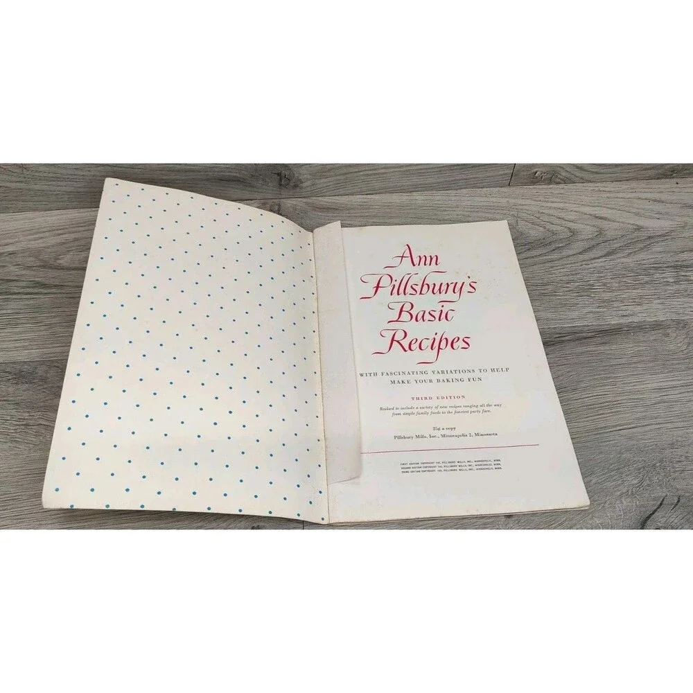 Baking is Fun! (1948) Pillsbury, Ann - Vintage Cookbook - Favorite Recipes